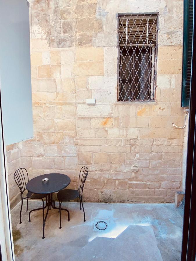 Casa Nathalie - Au Coeur Du Baroque Apartman Lecce Kültér fotó